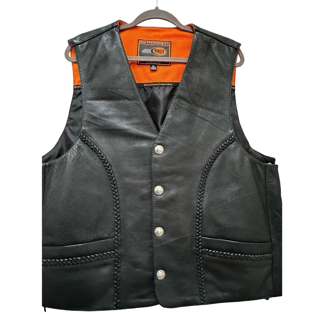 First Classics Black Leather Motorcycle Vest – XL - Picture 13 of 16